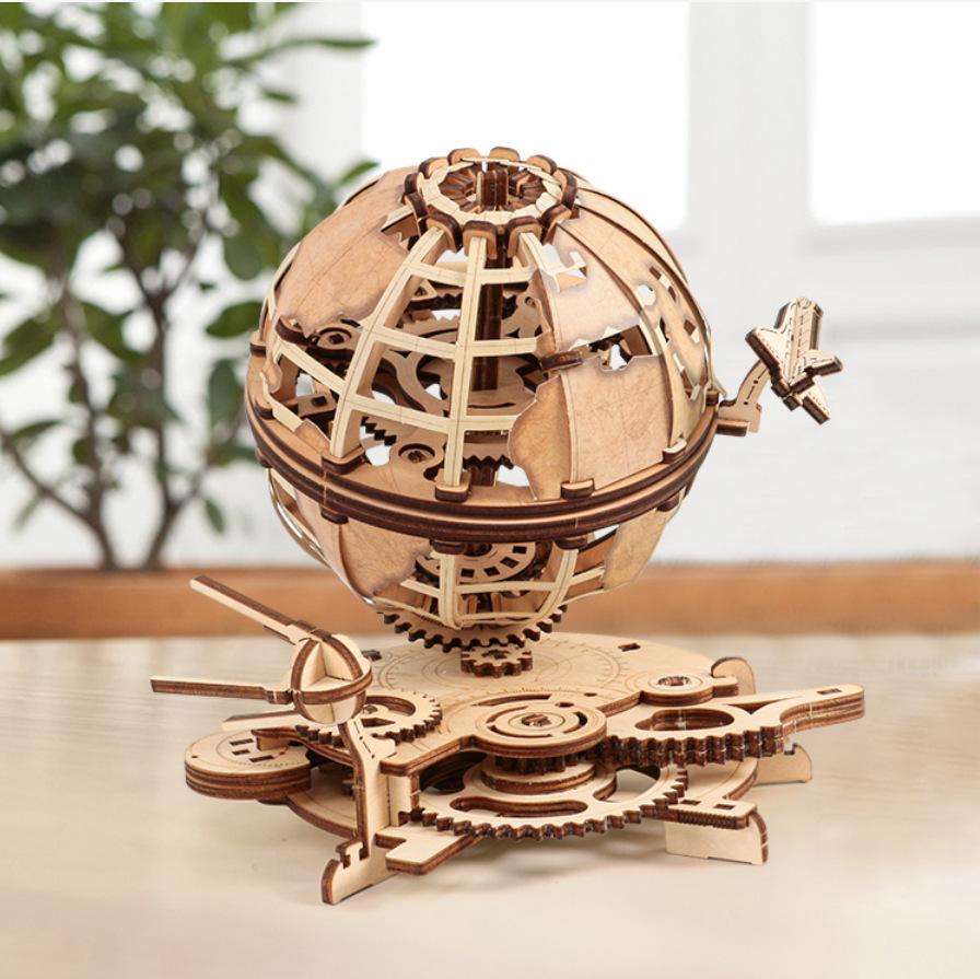 3D Rotating Assembling Globe - Image 2